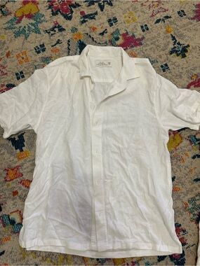 Abercrombie & Fitch White Short-Sleeve Linen Button-Down Shirt